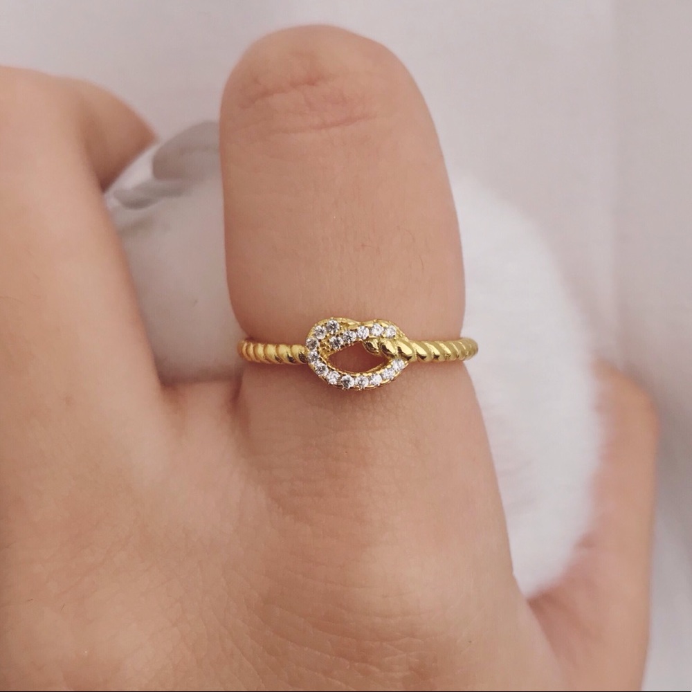 14K Gold Knot Ring
